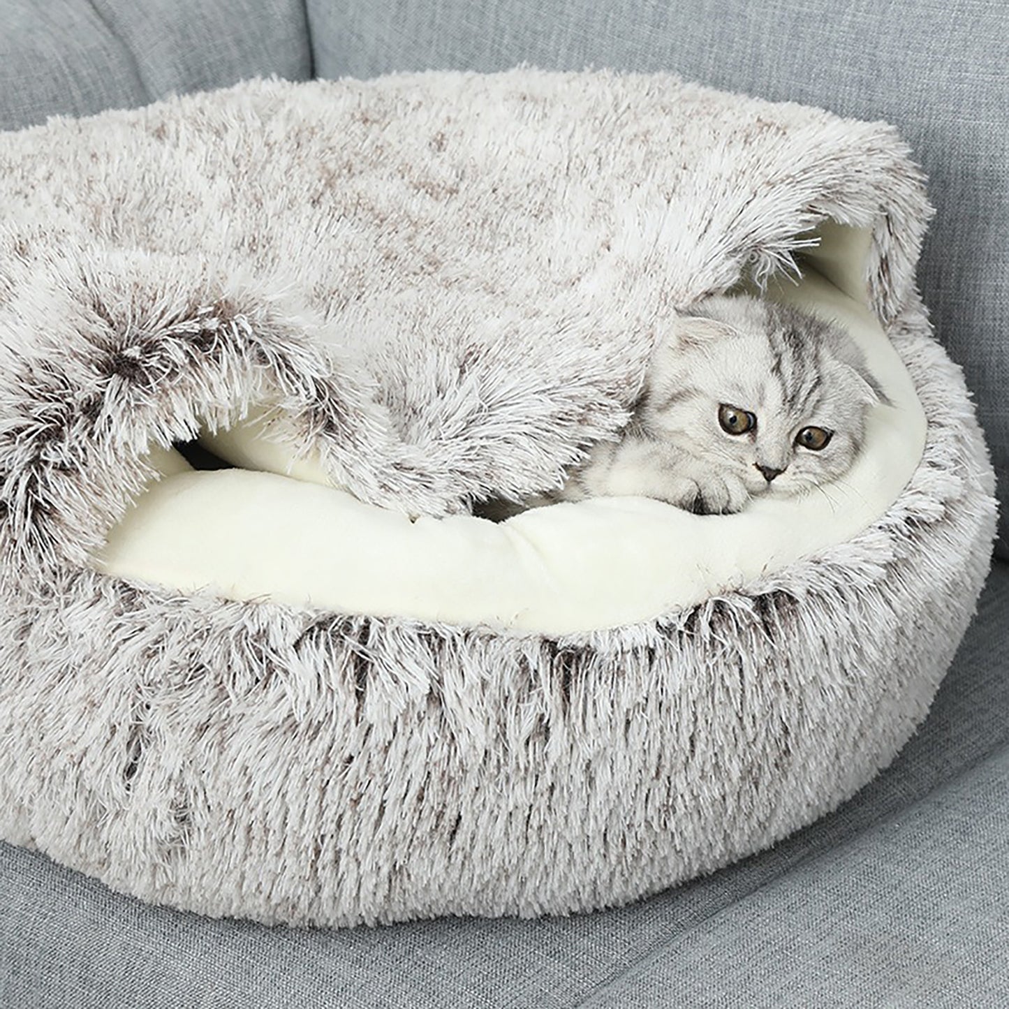 Luxurious Plush Round Pet Bed